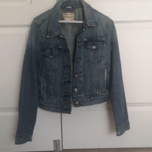 🌸🌸 Levi Vintage Ladies Distressed  Denim Jeans Jacket  Washed Blue Large 🌸🌸